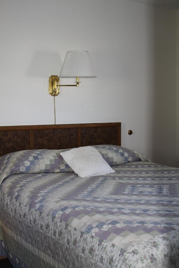 Sleep For Less Motel Sidney Bagian luar foto