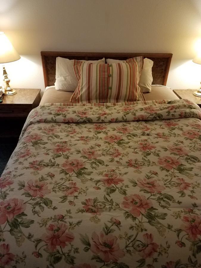 Sleep For Less Motel Sidney Bagian luar foto